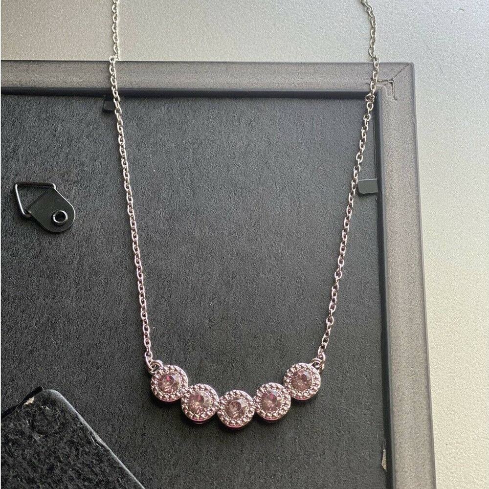 Silver Light Purple Crystal Rhinestone Cubic Zirconia CZ Round Bezel Necklace